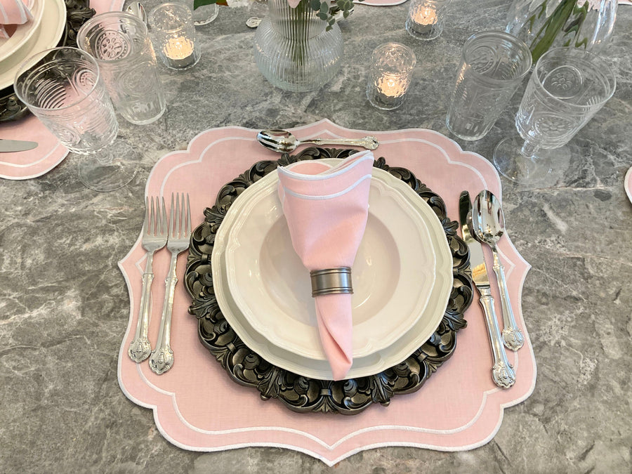 pink table setiting